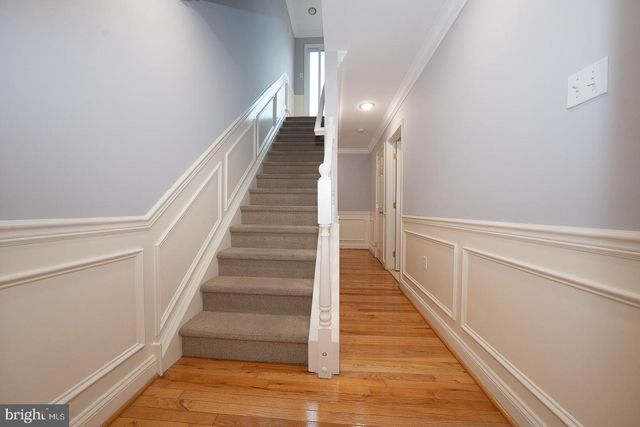 2406 CATHARINE ST, Philadelphia, PA 19146