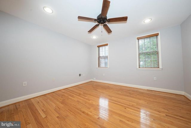 2406 CATHARINE ST, Philadelphia, PA 19146