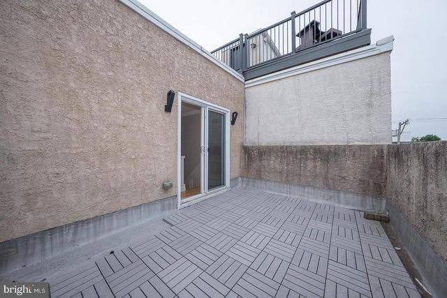 2406 CATHARINE ST, Philadelphia, PA 19146