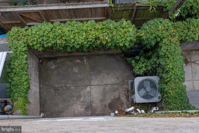 2406 CATHARINE ST, Philadelphia, PA 19146