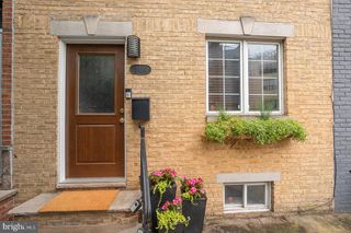 2406 CATHARINE ST, Philadelphia, PA 19146