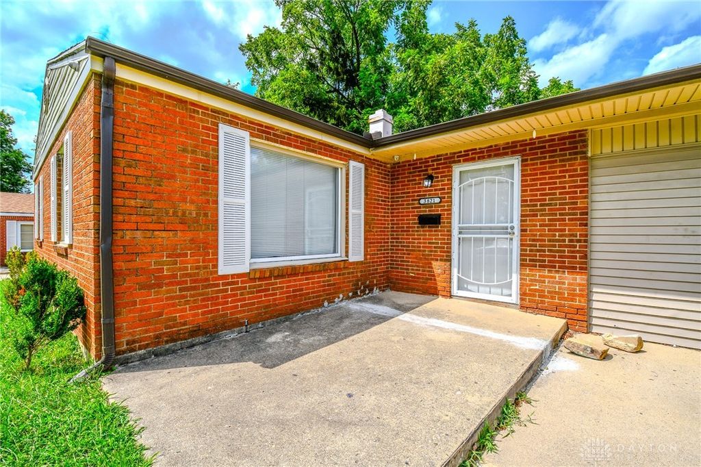 3821 Lori Sue Avenue, Dayton, OH 45406