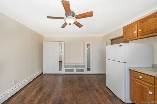 183 S 7th Street, Lindenhurst, NY 11757