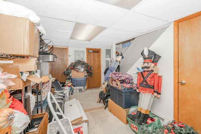 183 S 7th Street, Lindenhurst, NY 11757