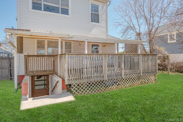 183 S 7th Street, Lindenhurst, NY 11757