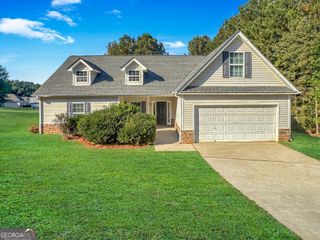 211 Hickory Road, Jackson, GA 30233