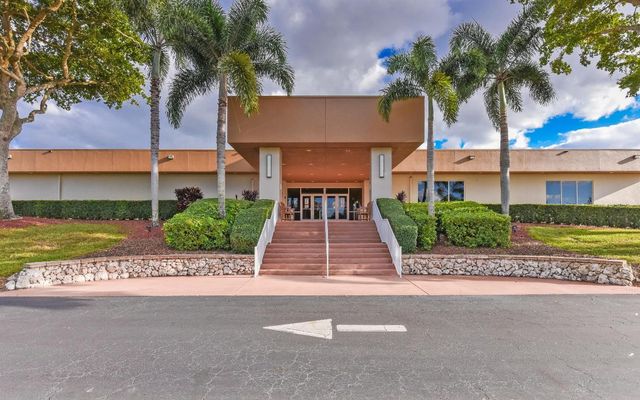 15342 Lakes Of Delray Boulevard 98, Delray Beach, FL 33484