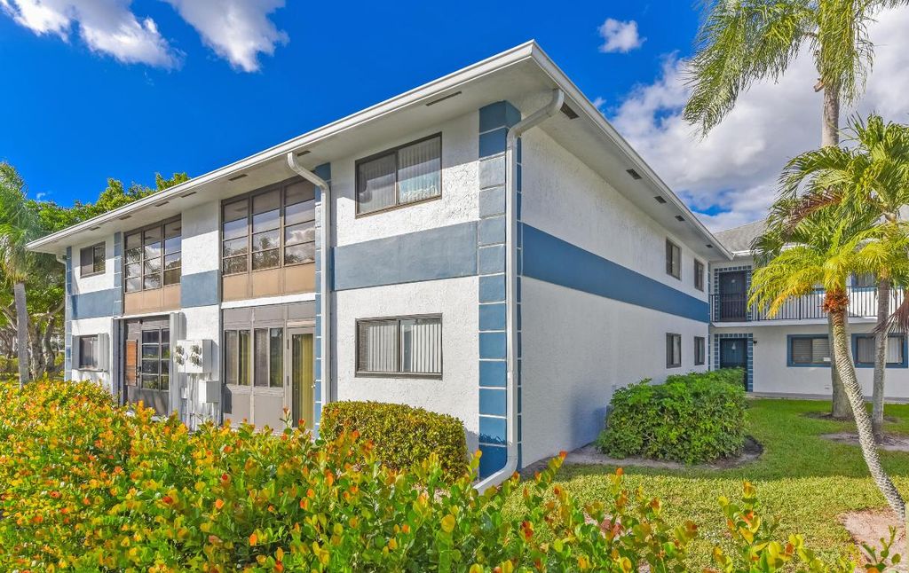 15342 Lakes Of Delray Boulevard 98, Delray Beach, FL 33484