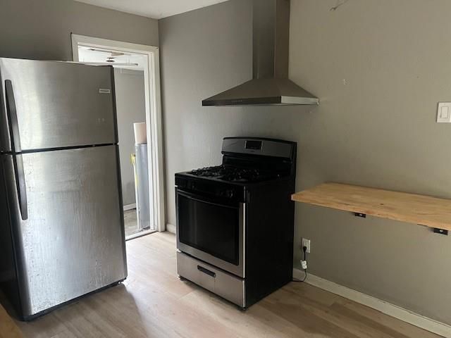 214 E Valley Street, St Joseph, MO 64504