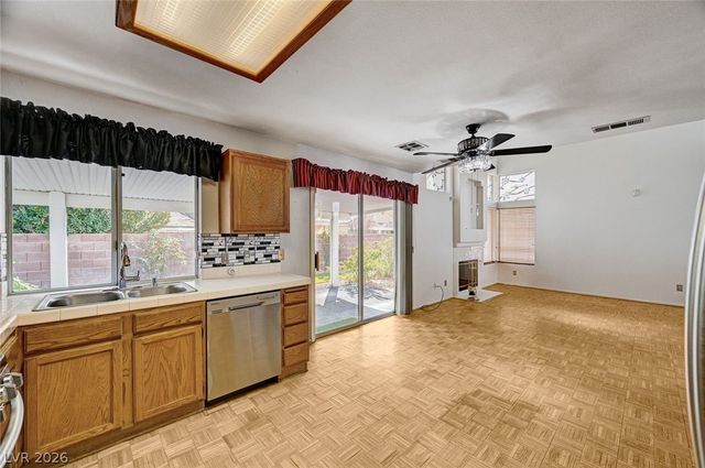 6055 Belladonna Circle, Las Vegas, NV 89142