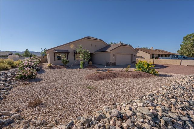 10033 N Concho Drive, Kingman, AZ 86401
