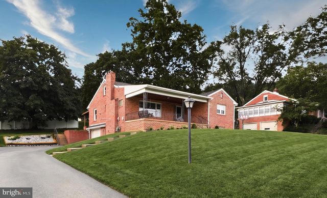 520 WOODLAND VIEW DR, York, PA 17406