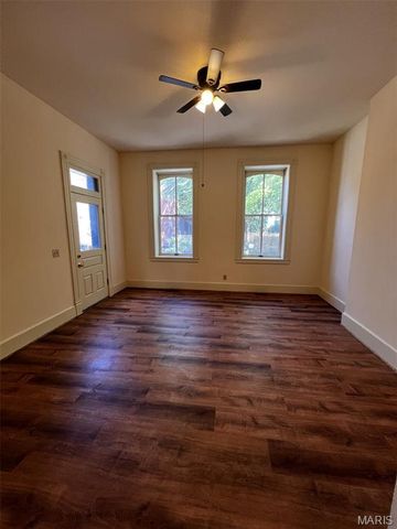 2005 Menard Street, St Louis, MO 63104