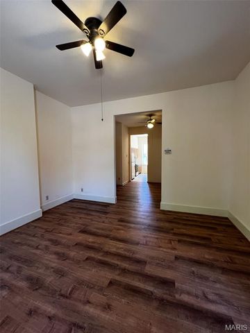 2005 Menard Street, St Louis, MO 63104