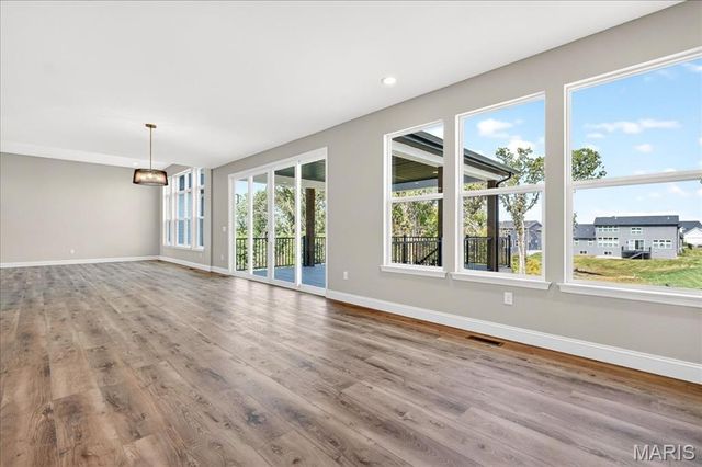 6843 Preservation Parkway, Affton, MO 63123