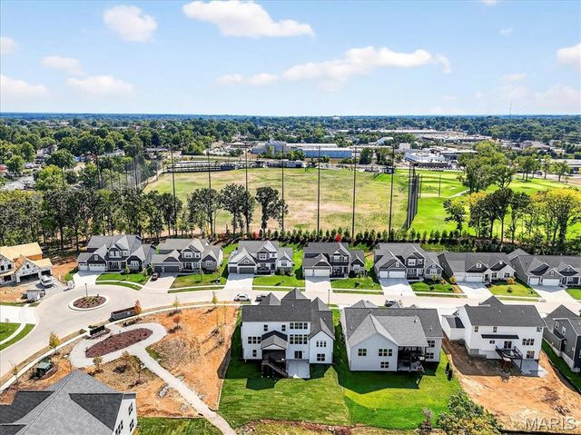 6843 Preservation Parkway, Affton, MO 63123