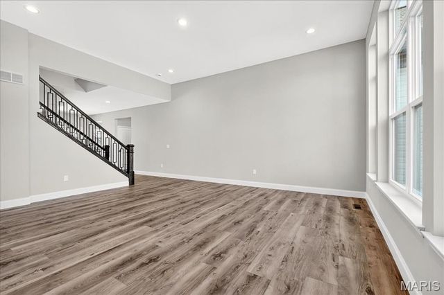 6843 Preservation Parkway, Affton, MO 63123