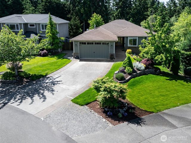 3202 170th Avenue E, Lake Tapps, WA 98391