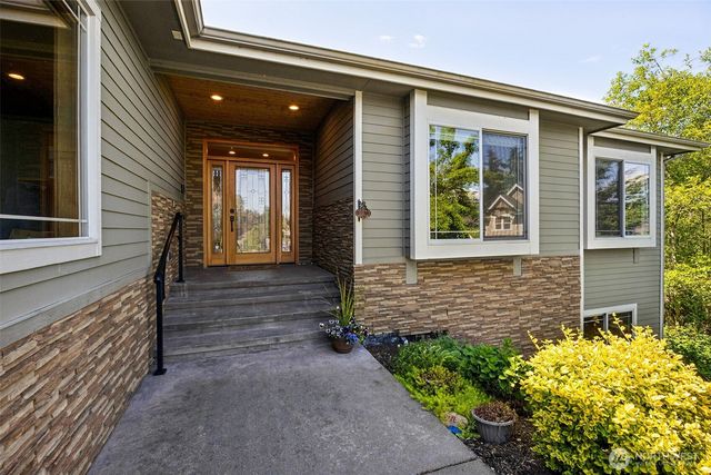 3202 170th Avenue E, Lake Tapps, WA 98391