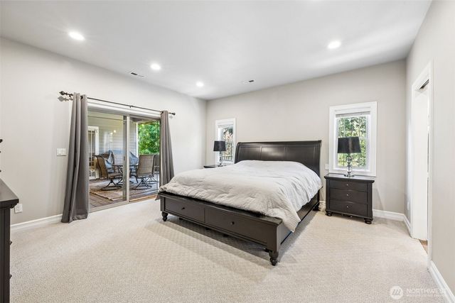 3202 170th Avenue E, Lake Tapps, WA 98391