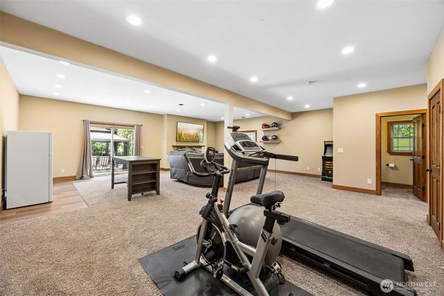 3202 170th Avenue E, Lake Tapps, WA 98391