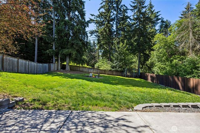 3202 170th Avenue E, Lake Tapps, WA 98391
