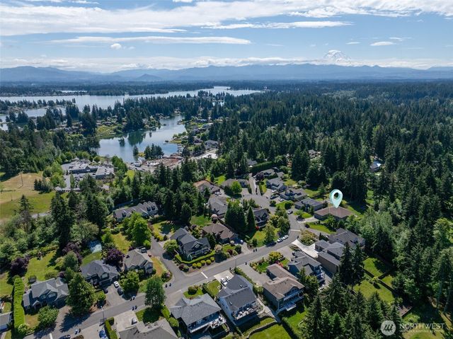 3202 170th Avenue E, Lake Tapps, WA 98391
