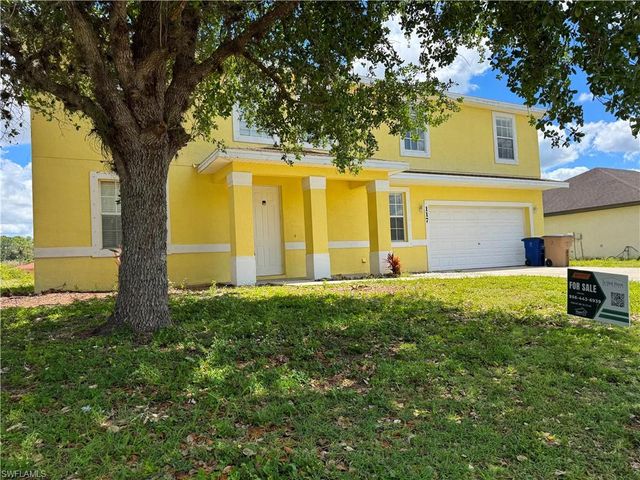 117 Shadow Lakes DR, Lehigh Acres, FL 33974