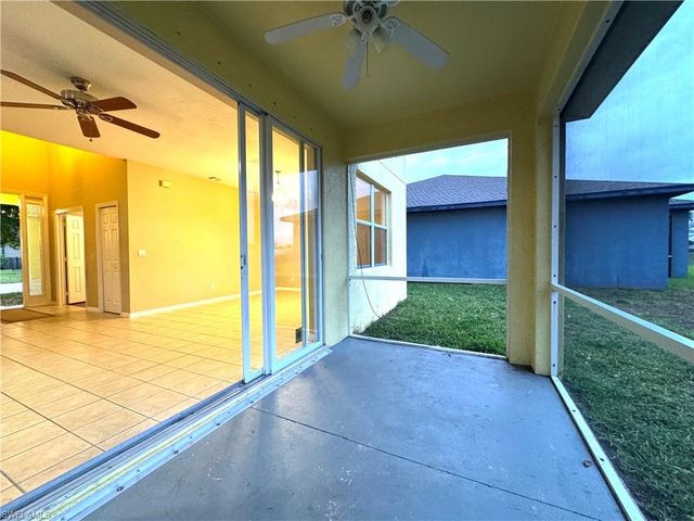 117 Shadow Lakes DR, Lehigh Acres, FL 33974