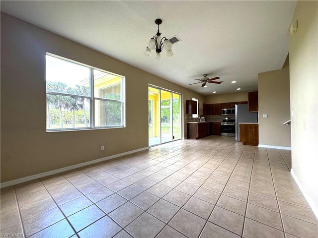 117 Shadow Lakes DR, Lehigh Acres, FL 33974