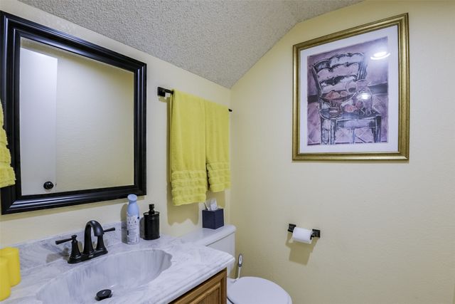 2813 White Oak Drive, Grand Prairie, TX 75052