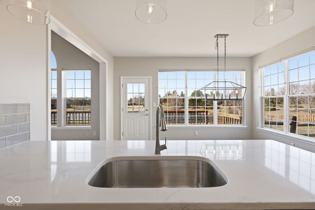 319 W Columbine Lane, Westfield, IN 46074