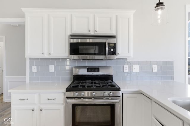 319 W Columbine Lane, Westfield, IN 46074