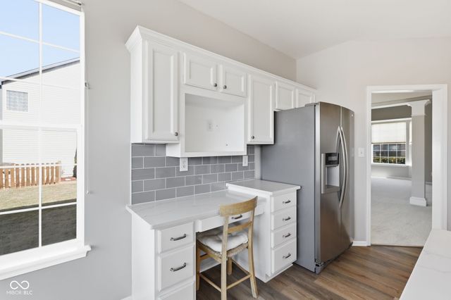 319 W Columbine Lane, Westfield, IN 46074