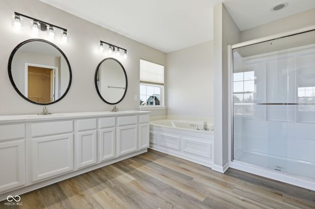 319 W Columbine Lane, Westfield, IN 46074