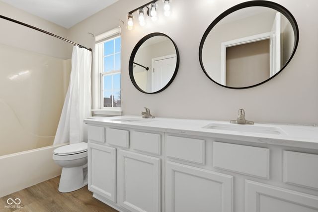 319 W Columbine Lane, Westfield, IN 46074