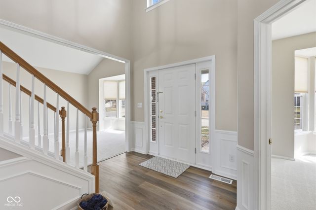 319 W Columbine Lane, Westfield, IN 46074