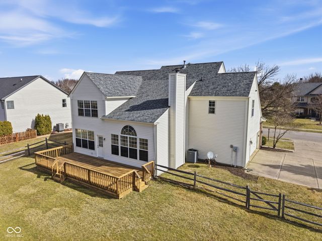 319 W Columbine Lane, Westfield, IN 46074