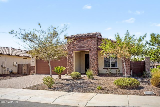 18362 W ILLINI Street, Goodyear, AZ 85338