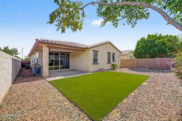 18362 W ILLINI Street, Goodyear, AZ 85338