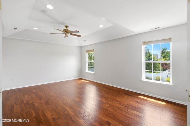 8 Cabin Brook Crescent Crest, Manchester, NJ 08759
