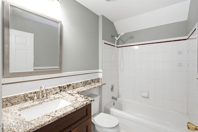 8 Cabin Brook Crescent Crest, Manchester, NJ 08759