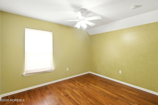 8 Cabin Brook Crescent Crest, Manchester, NJ 08759