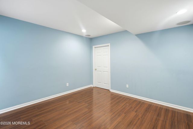 8 Cabin Brook Crescent Crest, Manchester, NJ 08759