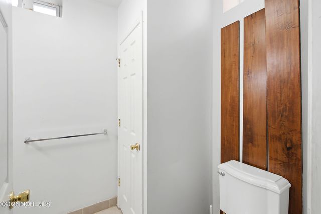 8 Cabin Brook Crescent Crest, Manchester, NJ 08759