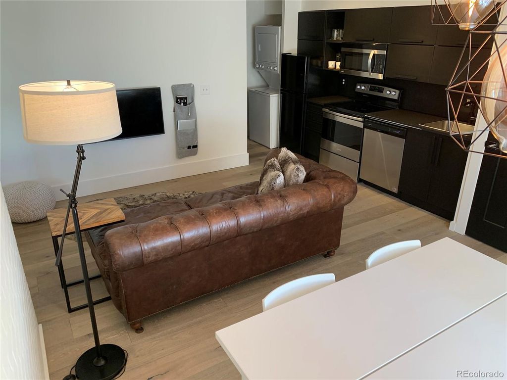 1140 N Downing Street 305, Denver, CO 80218