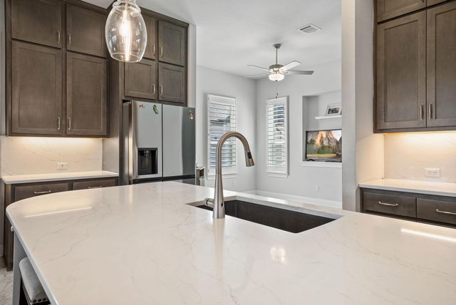 2132 Novara TRL, Leander, TX 78641