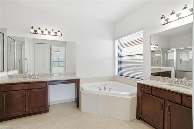 3322 Baltic DR, Naples, FL 34119