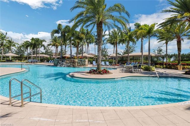 3322 Baltic DR, Naples, FL 34119