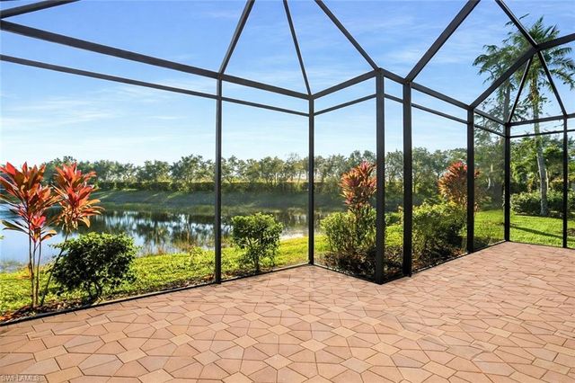 3322 Baltic DR, Naples, FL 34119